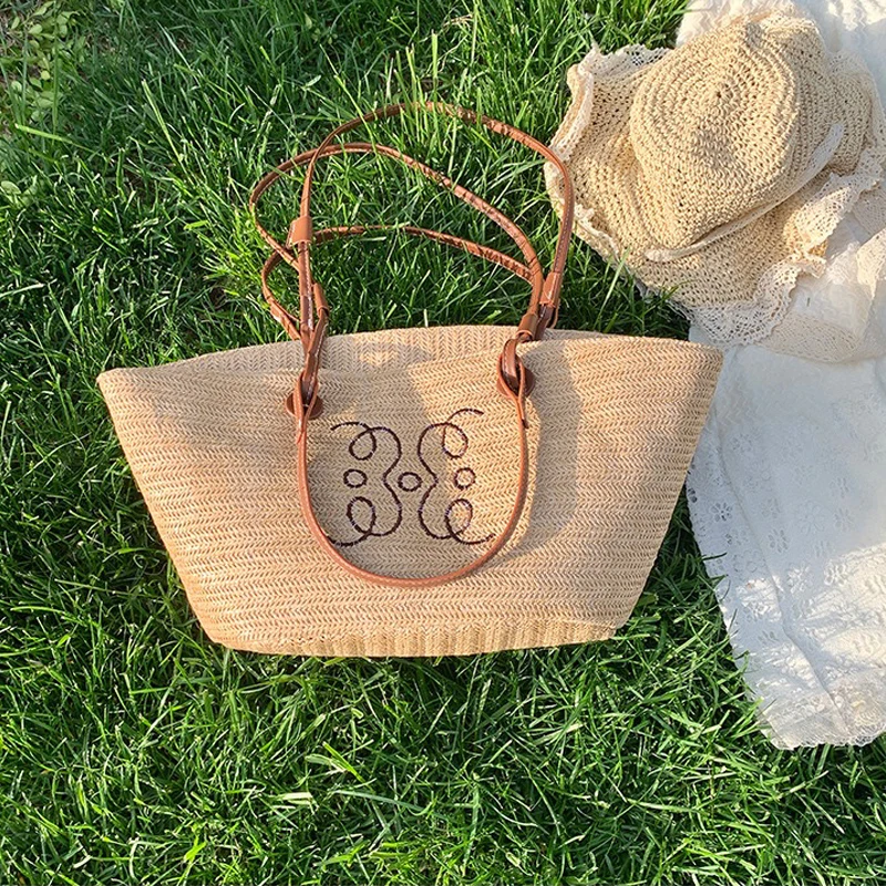 Bolsos de playa de gran capacidad para mujer, carteras de viaje de diseñador de lujo, de paja, tendencia de moda, 2024