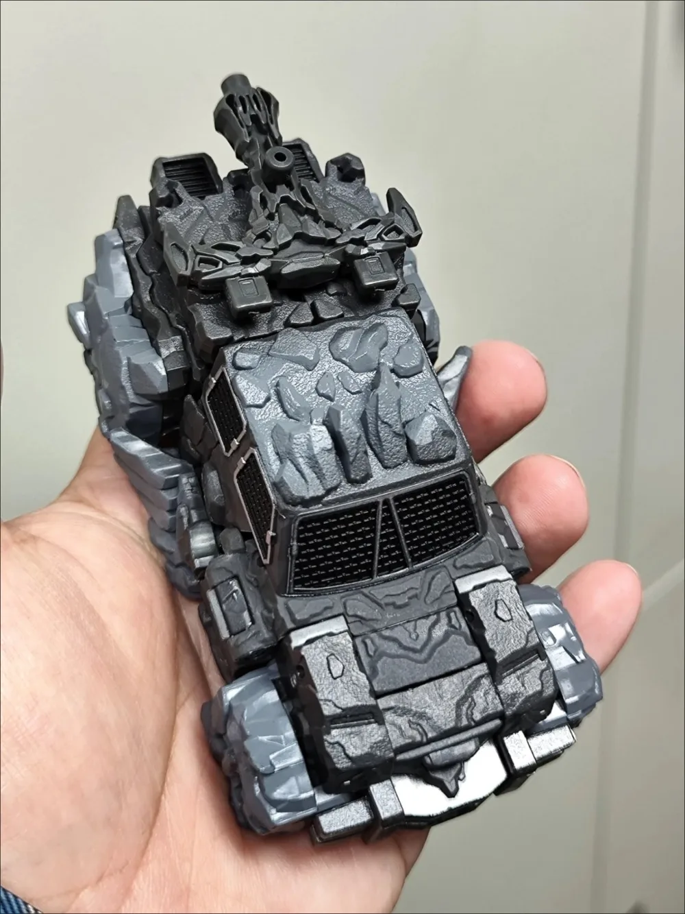 Transformation Spielzeug Legacy United Earth Infernac Universum Magnetisches Monster Universum Deluxe Calss Modell Actionfiguren Geschenk Hobby