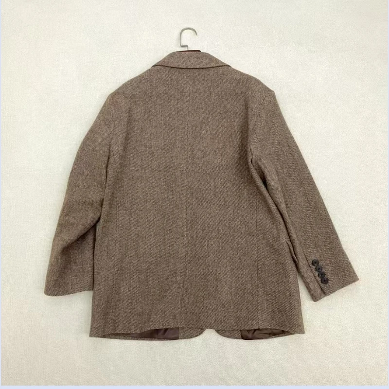 24 سنة الخريف والشتاء النسخة الكورية الجديدة عارضة صديقها نمط متعرجة نمط المرأة فضفاضة الصوف دعوى سترة