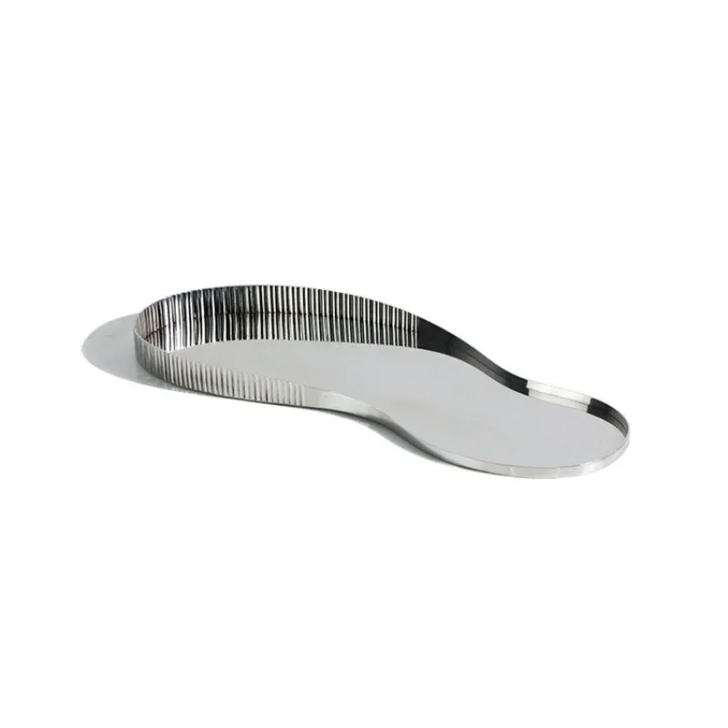 

Simple modern metal irregular tray model room hotel living room restaurant creative storage plate decorative ornament