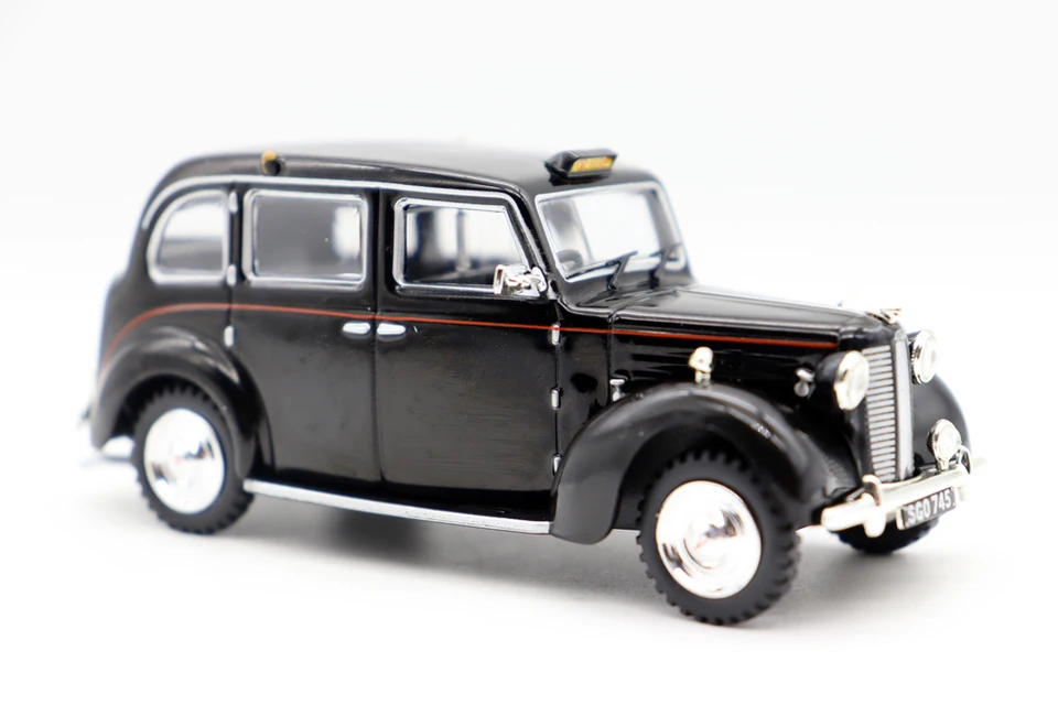 Metal Model 1:43 Scale Austin FX3 London 1955 Taxi Vintage Car