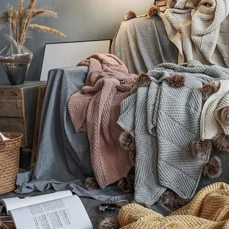 Super Soft Blanket with Pom Poms, Plush Luxurious Throw for Office Nap, Couch Sofa Decor, Home Decor Accent