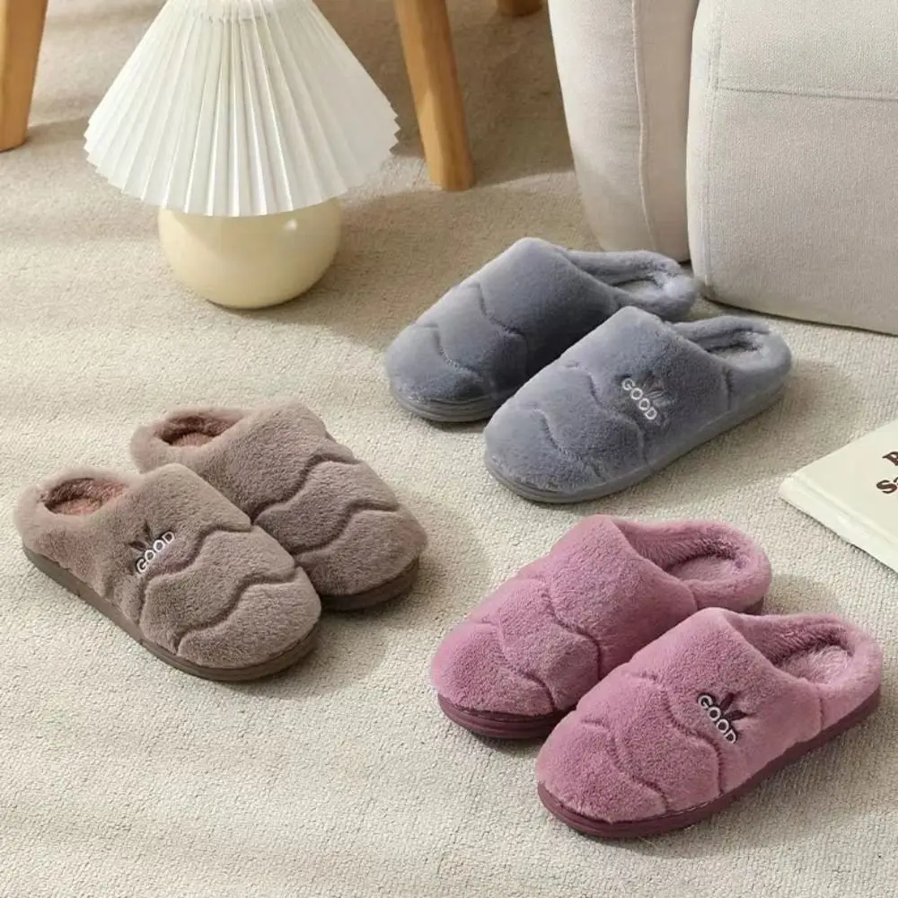 Zapatillas de felpa cálidas con bordado Kawaii para mujer, pantuflas de interior de invierno con letras de conejo, cómodas y esponjosas para el hogar