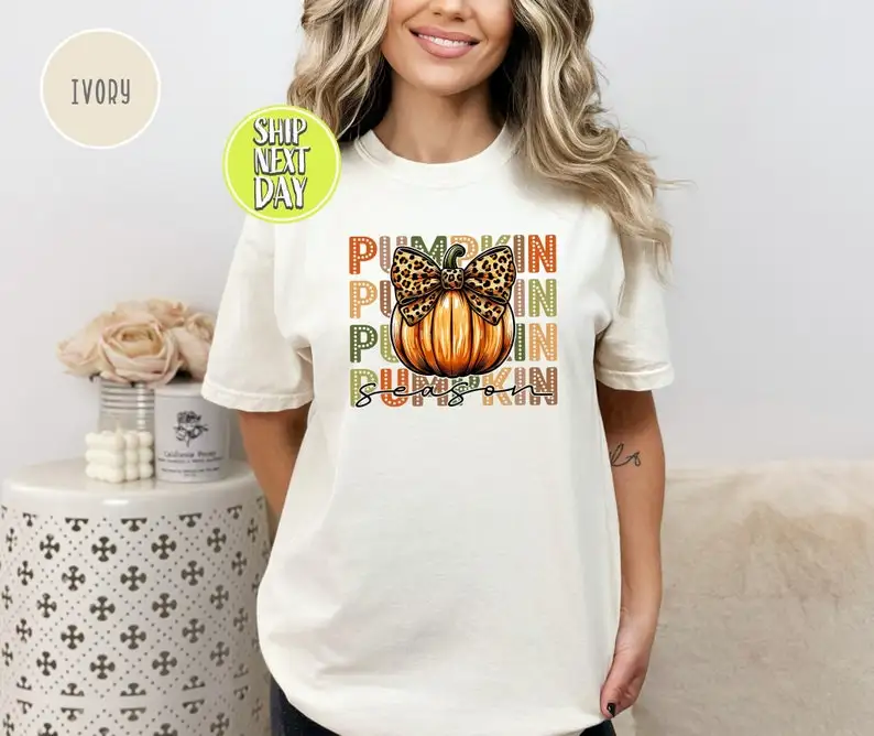 

Retro Pumpkin Season Leopard Bow T-Shirt, Pumpkin Season T-shirt, Fall Halloween Tee, Cute Leopard Print Pumpkin, Autumn Tee Shi