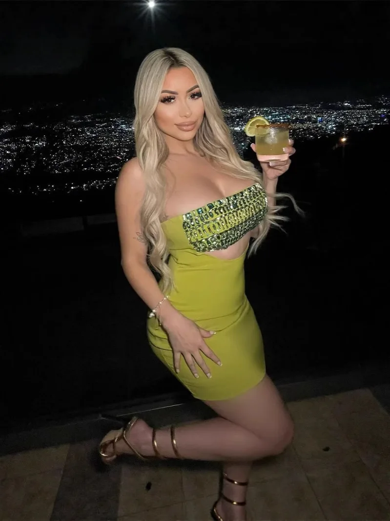 

2025 Women Celebrity Sexy Strapless Crystal Diamonds Yellow A Line Mini Pleated Gowns Dress Elegant Evening Party Club Vestido
