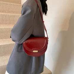 Classic Burgundy Women Crossbody Bag Vintage Solid Color Flap Design Shoulder Bags Female Daily Commuter Bolsos