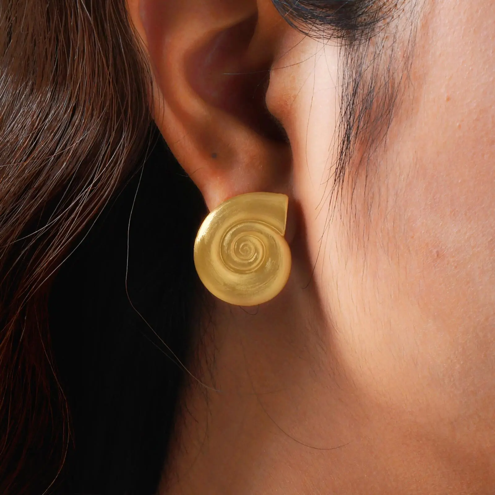 

Ocean Sea Conch Earrings for Women,18k Gold Plated Stud Earring, Stainless Steel Brushed Textured Statement Jewelry