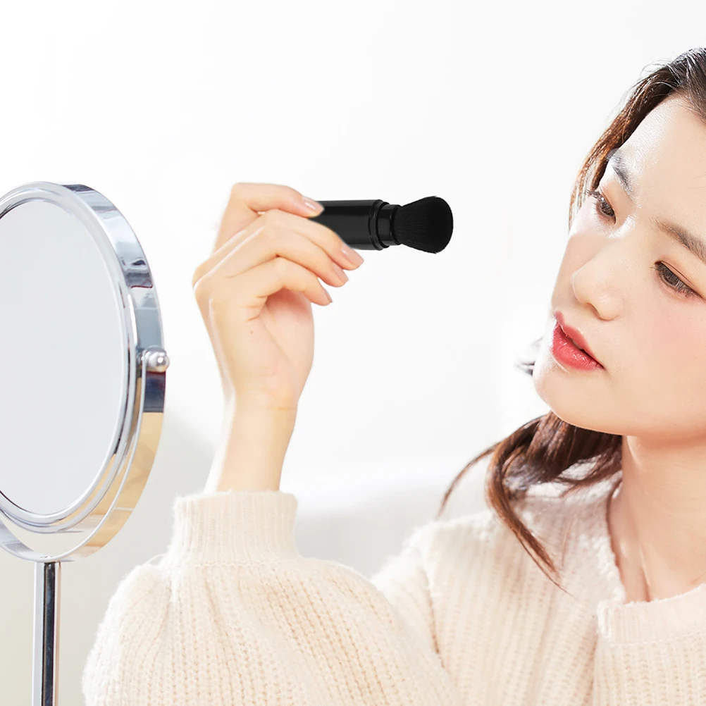 แปรงแต่งหน้าแบบพกพา 2 ชิ้น พร้อมที่จ่ายแป้ง ขนแปรงความหนาแน่นสูง สำหรับการแต่งหน้าระหว่างเดินทาง ใช้ได้กับบลัชออนและใบหน้า เติมแป้งได้