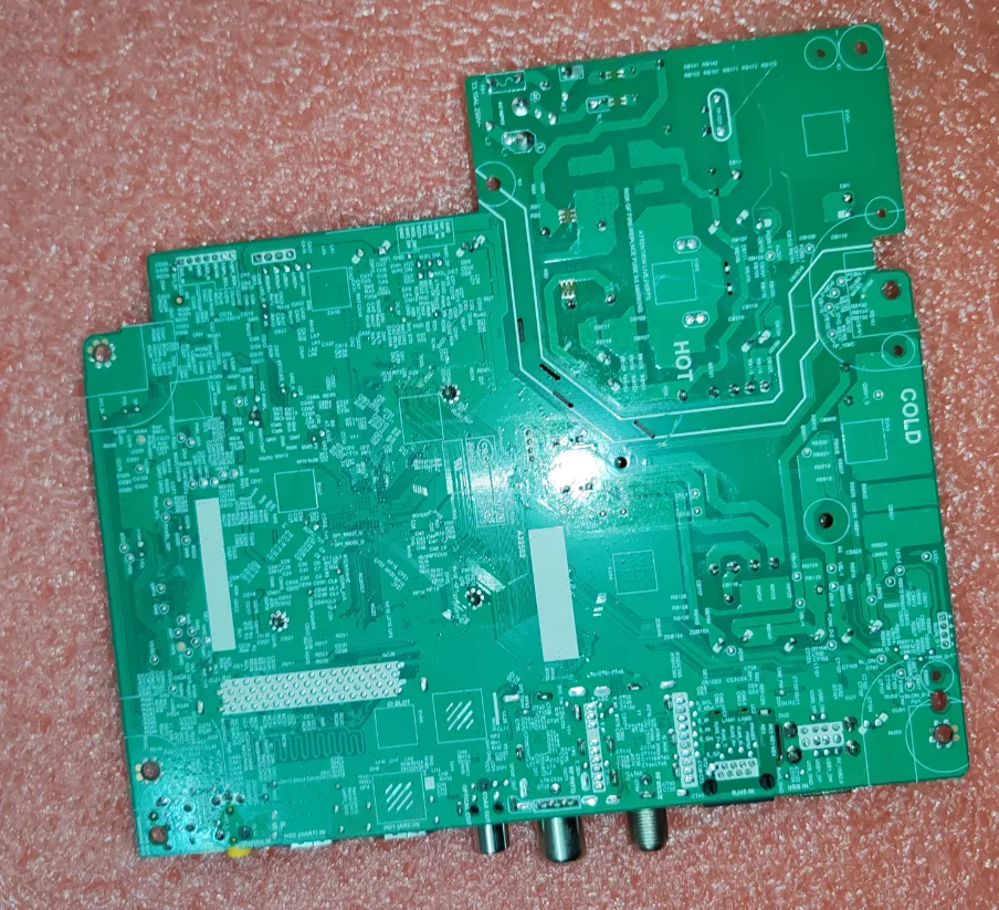 TPD.RT2841T.PB782(N)    4RT4AC8S2B   Three in one TV motherboard tested well