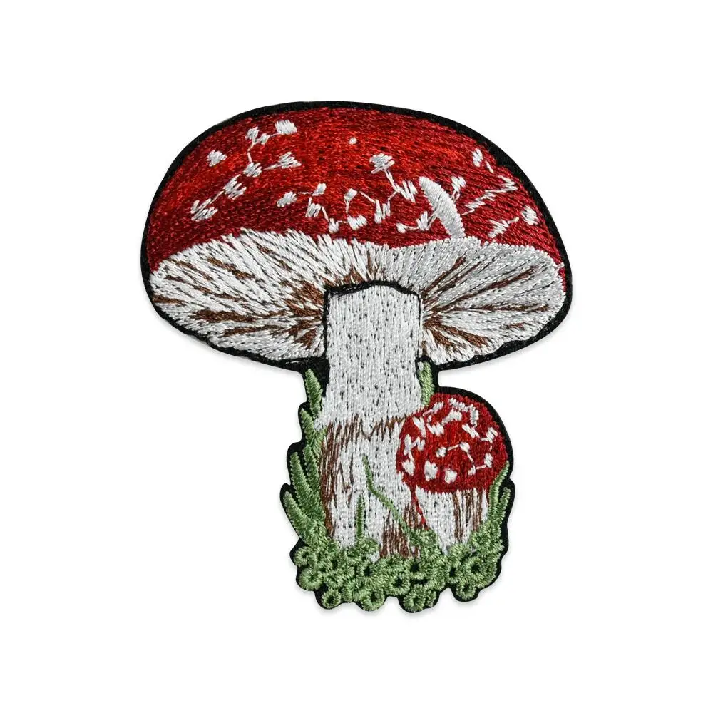 Cute Mushroom Embroidery Patches Iron on Patches for Clothes High Quality 100% emb Logo Badges Cartoon Appliques DIY