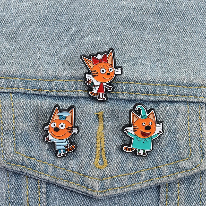 Cartoon cat-shaped badges, creative animal series alloy pins, clothing and bag accessories, gifts for friends