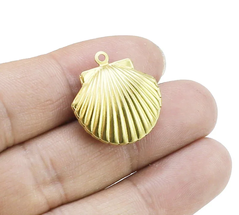 6pcs Seashell Floating Locket, Brass Locket Charm, Necklace Pendant, Solid Shell Charm, Jewelry Making, 23.5x22.5mm R2701