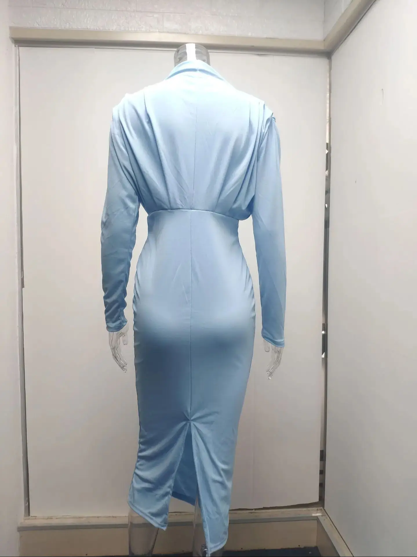 Nouvelle Robe Longue Élégante Unie à Manches Longues et Taille Cintrée Tendance Printemps 2026