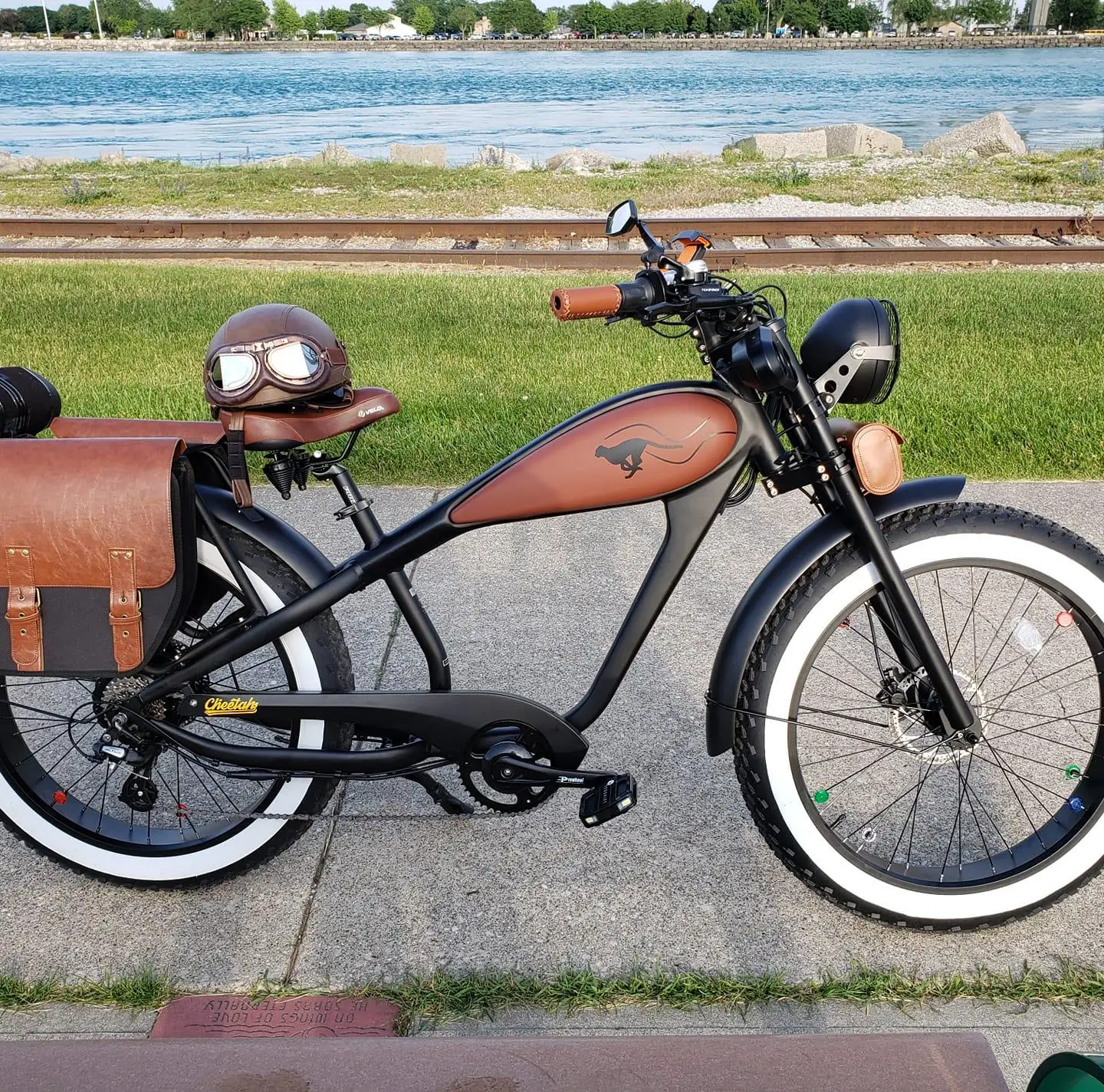 

Clrak Самый продаваемый китайский велосипед с прямыми поставками по индивидуальному заказу цвета Smart Travel Fatbike Ebike для Канады/Австралии/Америи