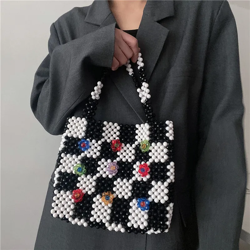 กระเป๋าถือลายสก็อตสีขาว Sli Bla สำหรับผู้หญิง ดีไซน์กระเป๋าถือขนาดเล็กประดับลูกปัด กระเป๋าถือฤดูร้อนแฟชั่นทันสมัย