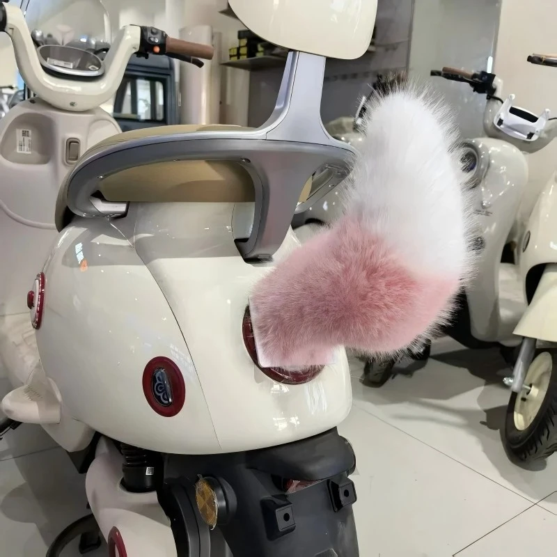 Removable Plush Electric Wagging Fox Tail Ornament Remote‑Controlled Funny Cosplay Prop For Car Motorcycle Exterior Decoration