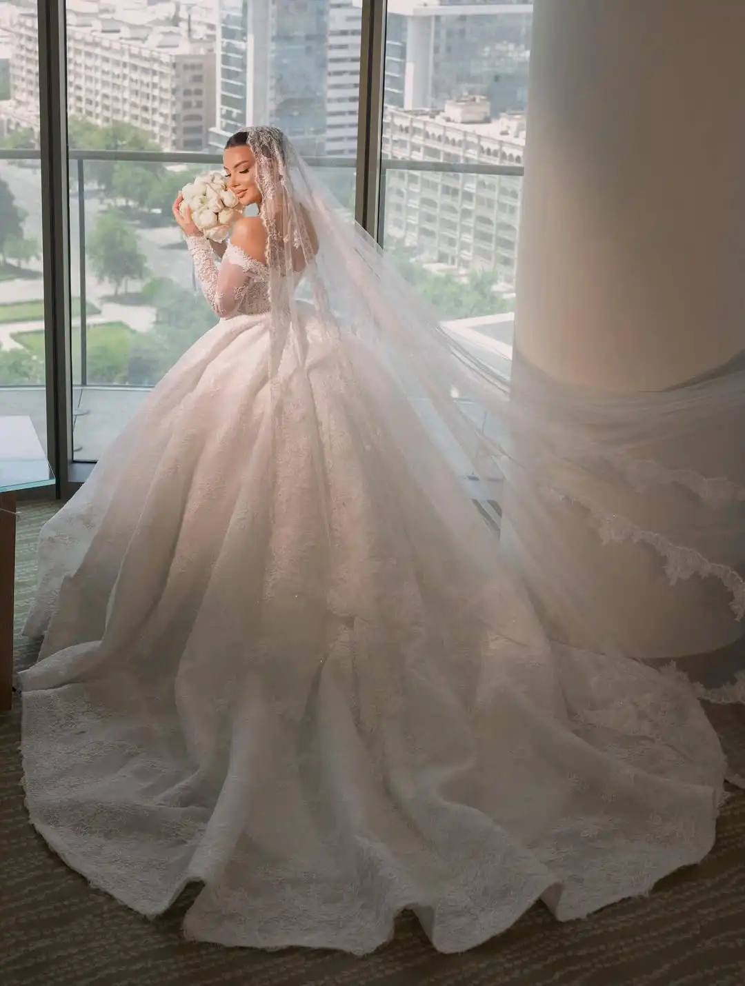 Off Shoulder Lace Wedding Dress Long Sleeve Princess Ball Gown Bridal Dress Custom Made Vestido De Novia Robe De Mariée
