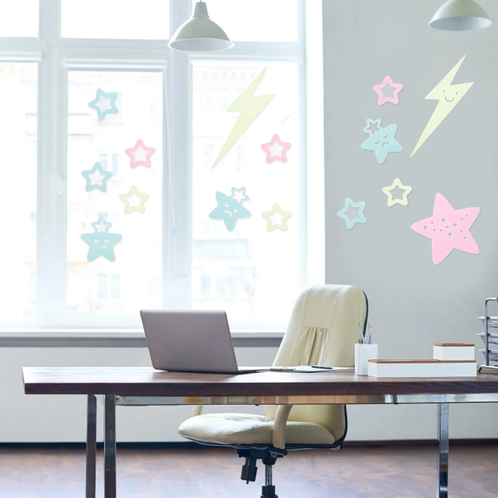 

Luminous Pentagram Stickers Glow in The Dark Wall Decals for Room Nursery Ceiling Decor Star Shape Plastic Adhesive