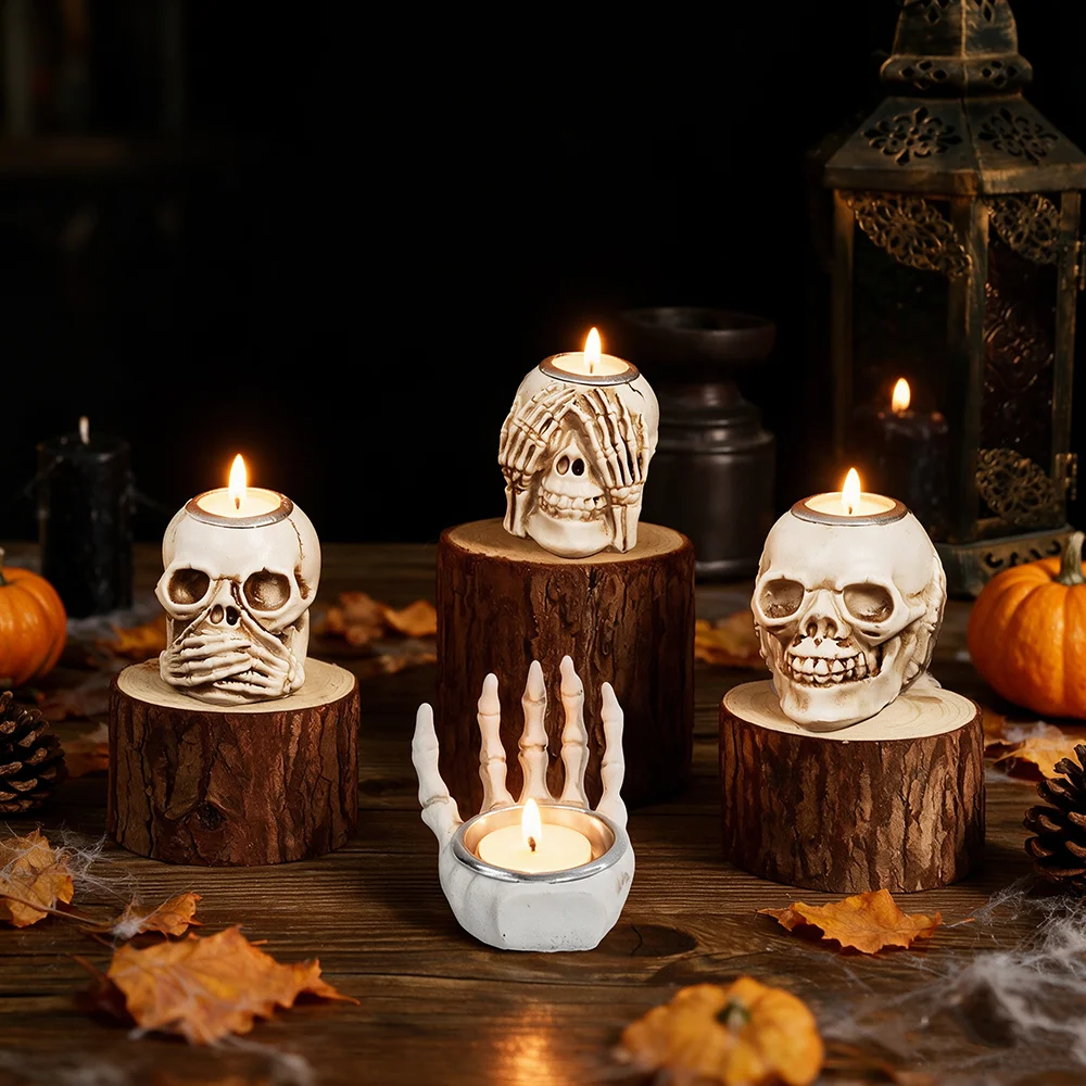 Halloween Resin Candle Holder, Gothic Skeleton Palm Skull Decor Candlestick Holder for Tabletop Spooky Theme Party Decor Supplie