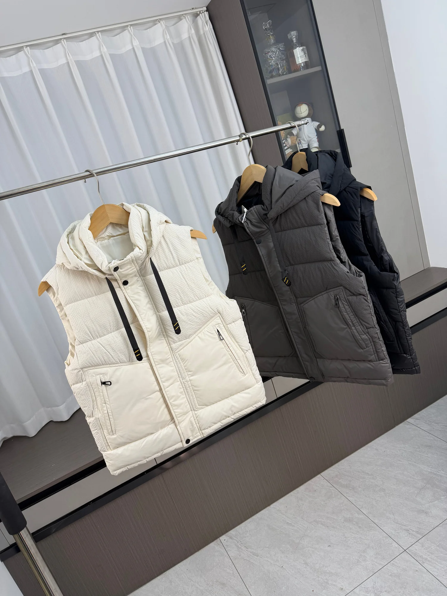 

ex Outdoor Leisure Sports Cotton Vest Faionable Texture Pattern Men's Autumn Winter Stand Fit Zipper Closure C...