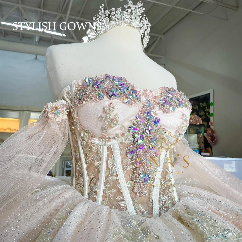 Charming Off The Shoulder Ball Gown Quinceanera Dress For Girls Beaded Crystal Appliques Birthday Party Gowns Customized