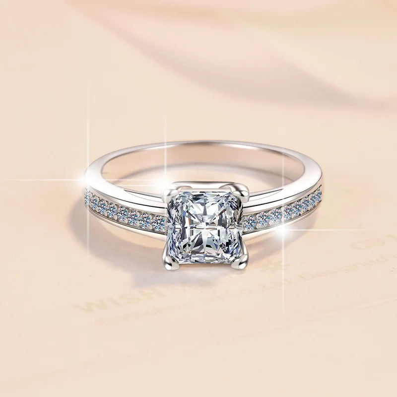 

4-Horn Square Luxury Ring Women's PT950 Platinum 1.2Ct Moissanite - Niche design, angular aura, fit dates & gatherings