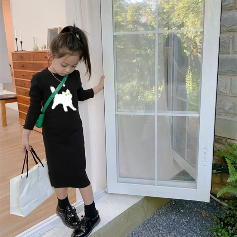 فستان بناتي شتوي جديد 2025 على طراز هيبورن ميلارد أسود صغير - فستان ماكسي بطبقة أساسية على شكل قطة كرتونية لعمر 4-12 سنة