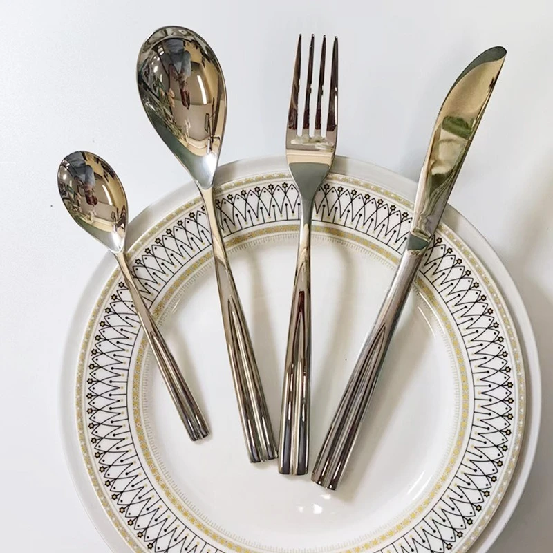 أدوات مائدة غربية من الفولاذ المقاوم للصدأ 304 طقم سكين وشوكة وملعقة أدوات مائدة