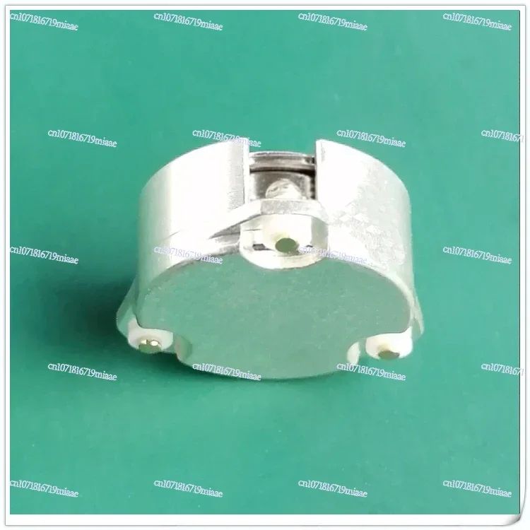 

SMD Series Microwave RF Circulator Frequency 900-4000MHz SMD Diameter 15