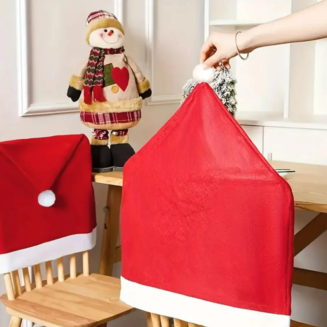 10PCS Santa Claus Hat Chair Cover Christmas Chair Covers Restaurant Table Decoration Protective Covers For Christmas New Year