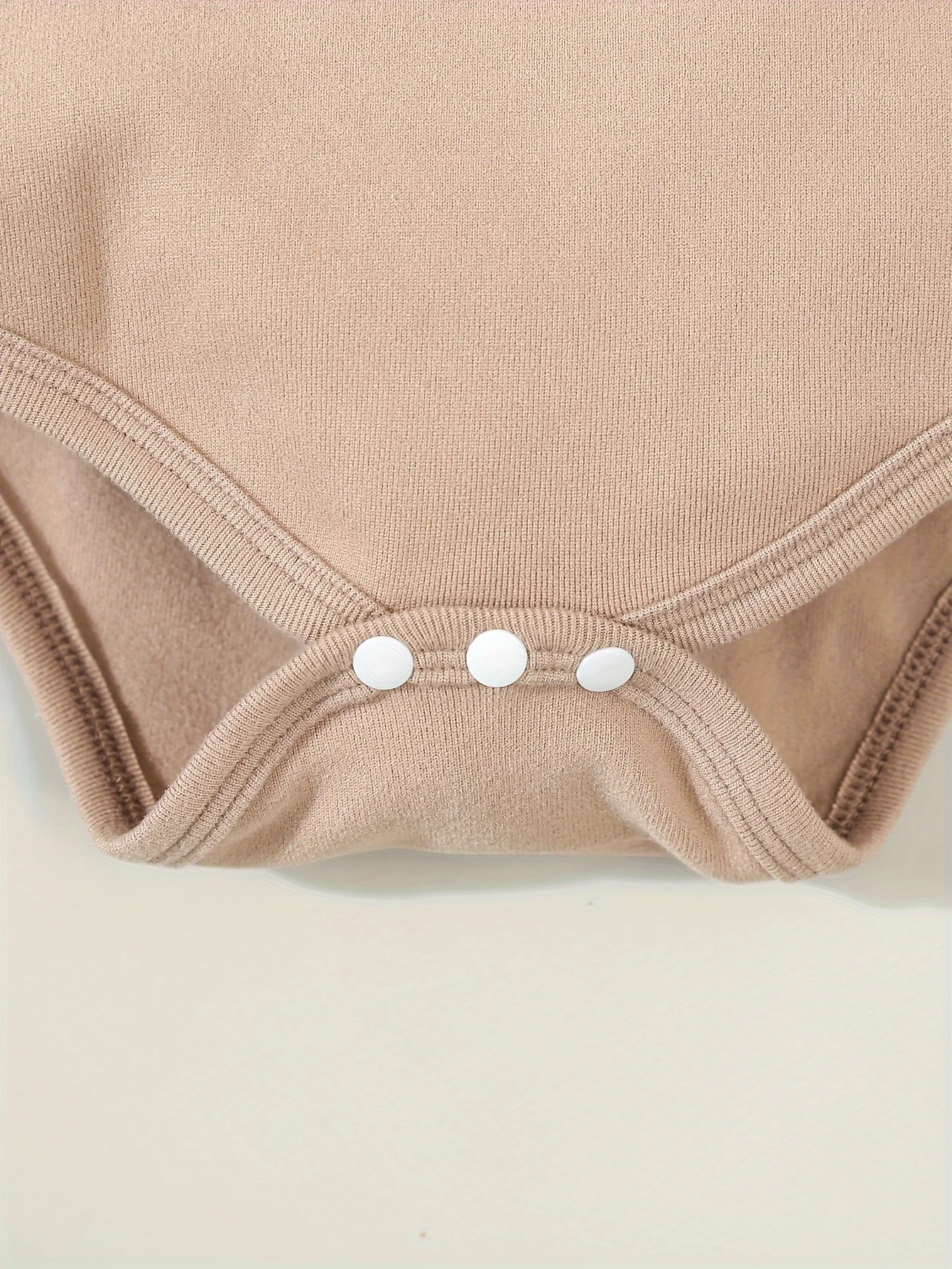 بدلة قفز مثلثة مطرزة بسيطة للخريف والشتاء للأطفال الأولاد من De Rong Ha Yi مكونة من 3 قطع ناعمة ومريحة