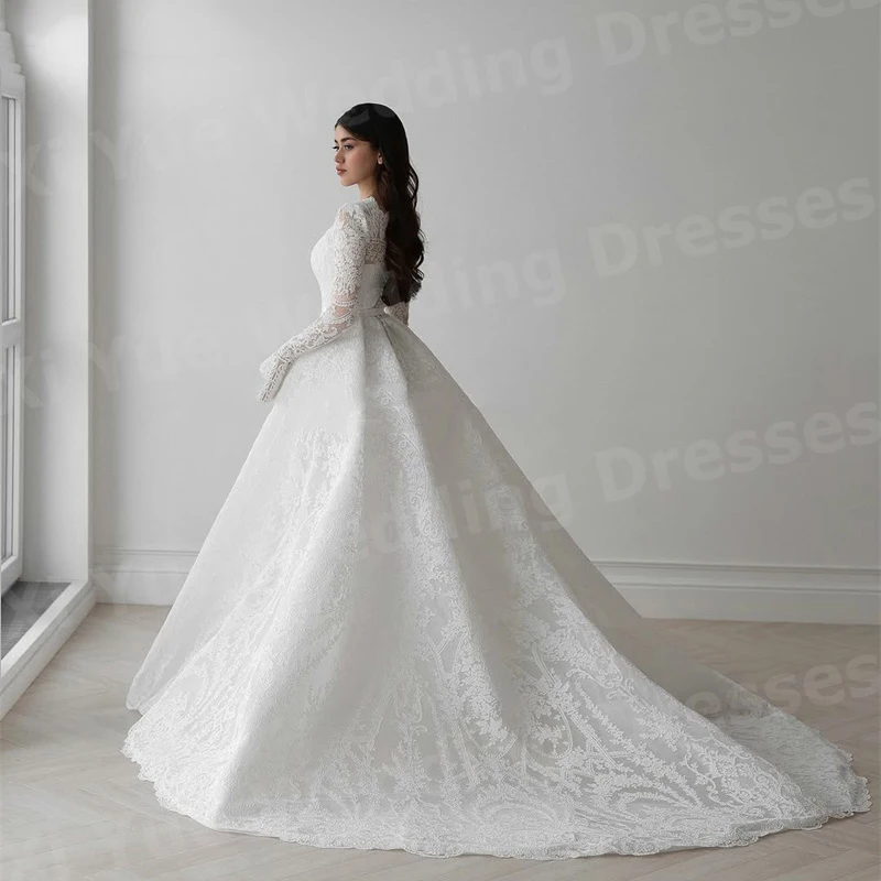 Charming A Line Women's Lace Appliques Wedding Dresses Elegant Bride Gowns Vestidos Customized Long Sleeve Vestido De Novia Boda image 2