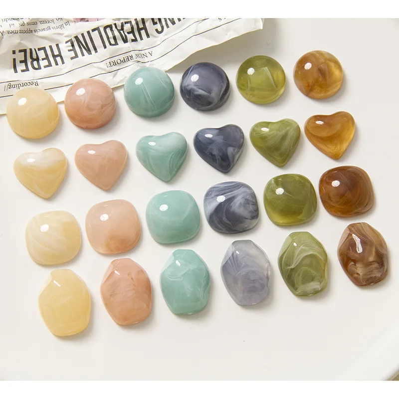 5pcs Mini Colorful Pebble Models Vintage Forest Style Two-Tone Gradient Half-Round Heart Resin Accessories Desktop Decorations