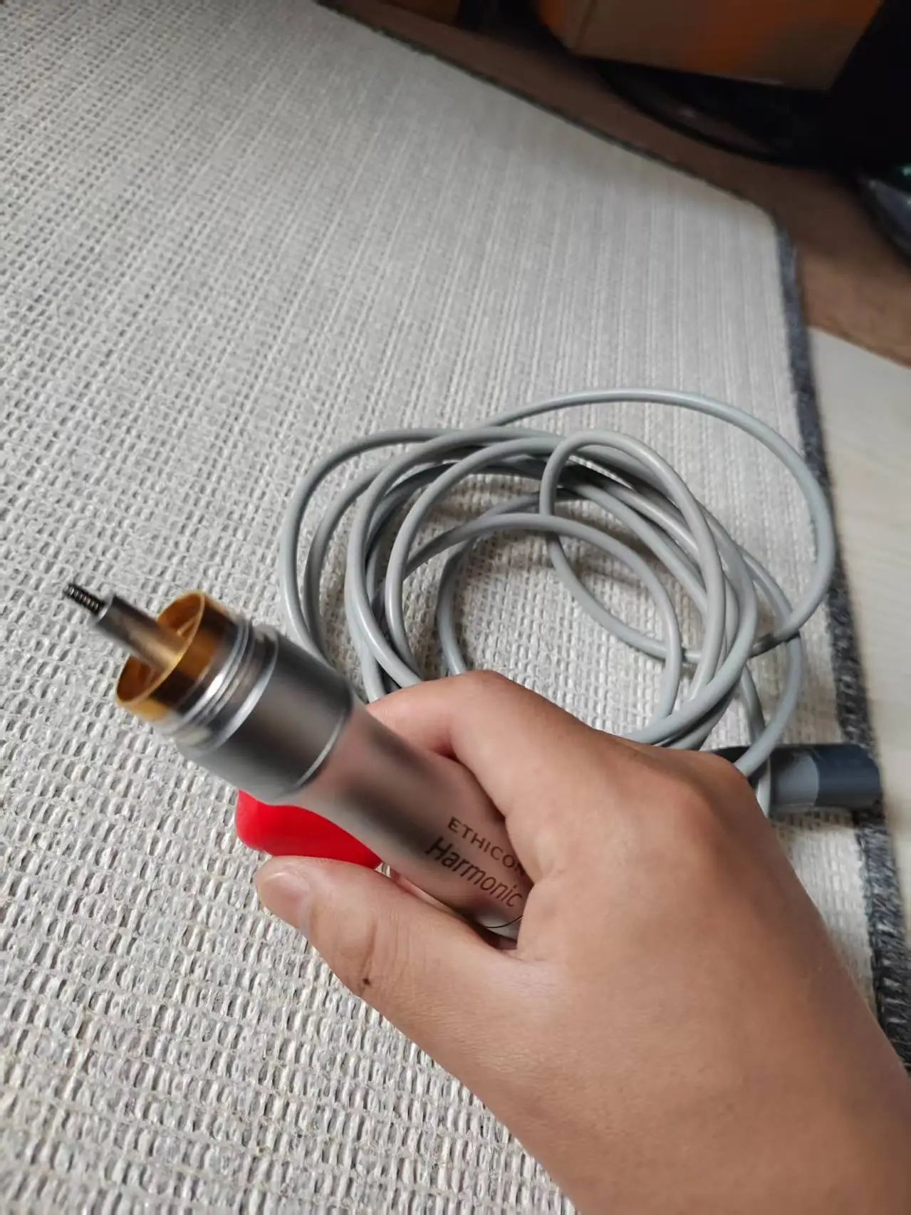 

Ультразвуковой нож Harmonic с серой ручкой, профессиональный ремонт HP054 HPBLUE, неограниченное количество декодирования, 90% новый