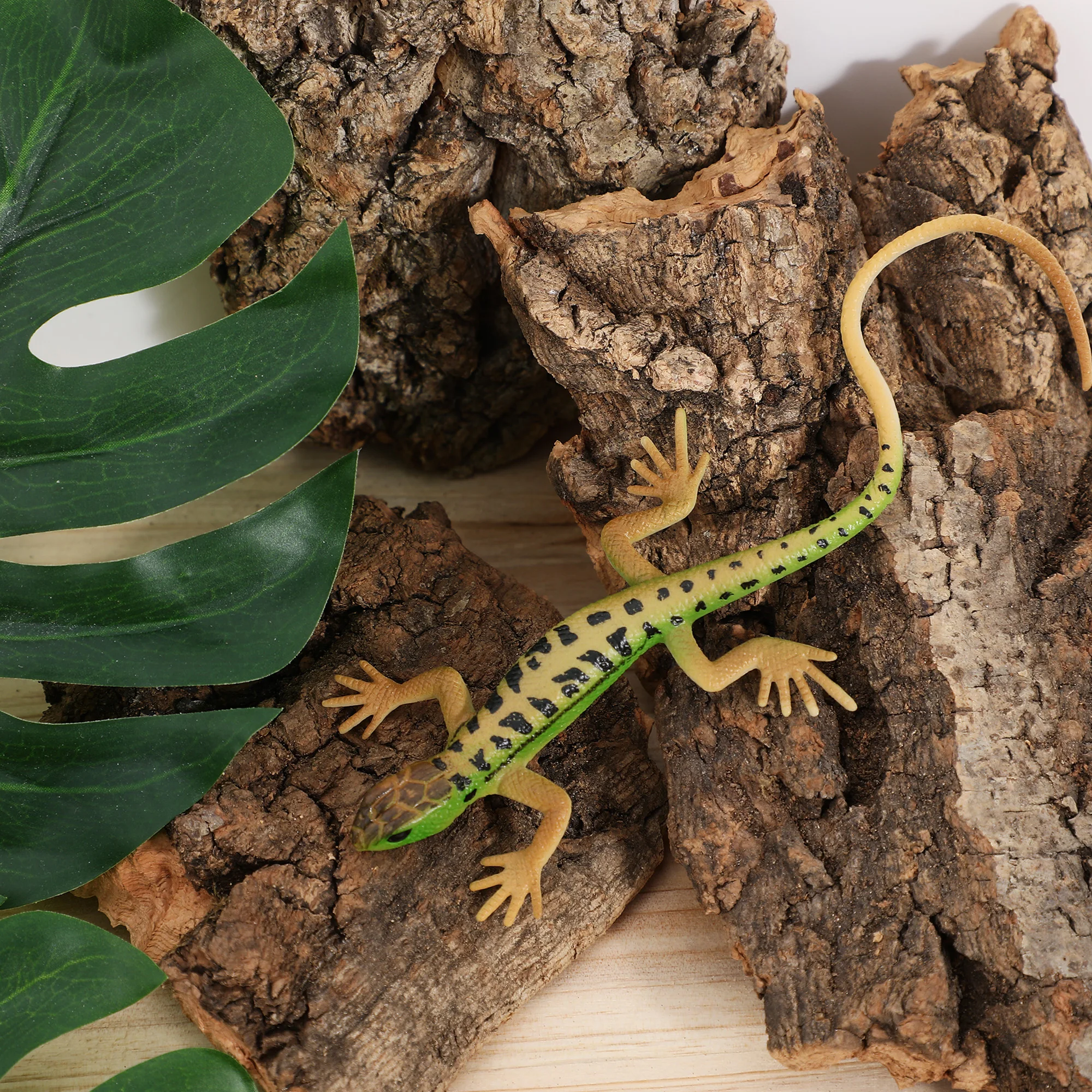 

4Pcs Natural Lizard Turtle Tank Decor Reptile Terrarium Background Fogger Climbing Accessory for Snake Hide Habitat