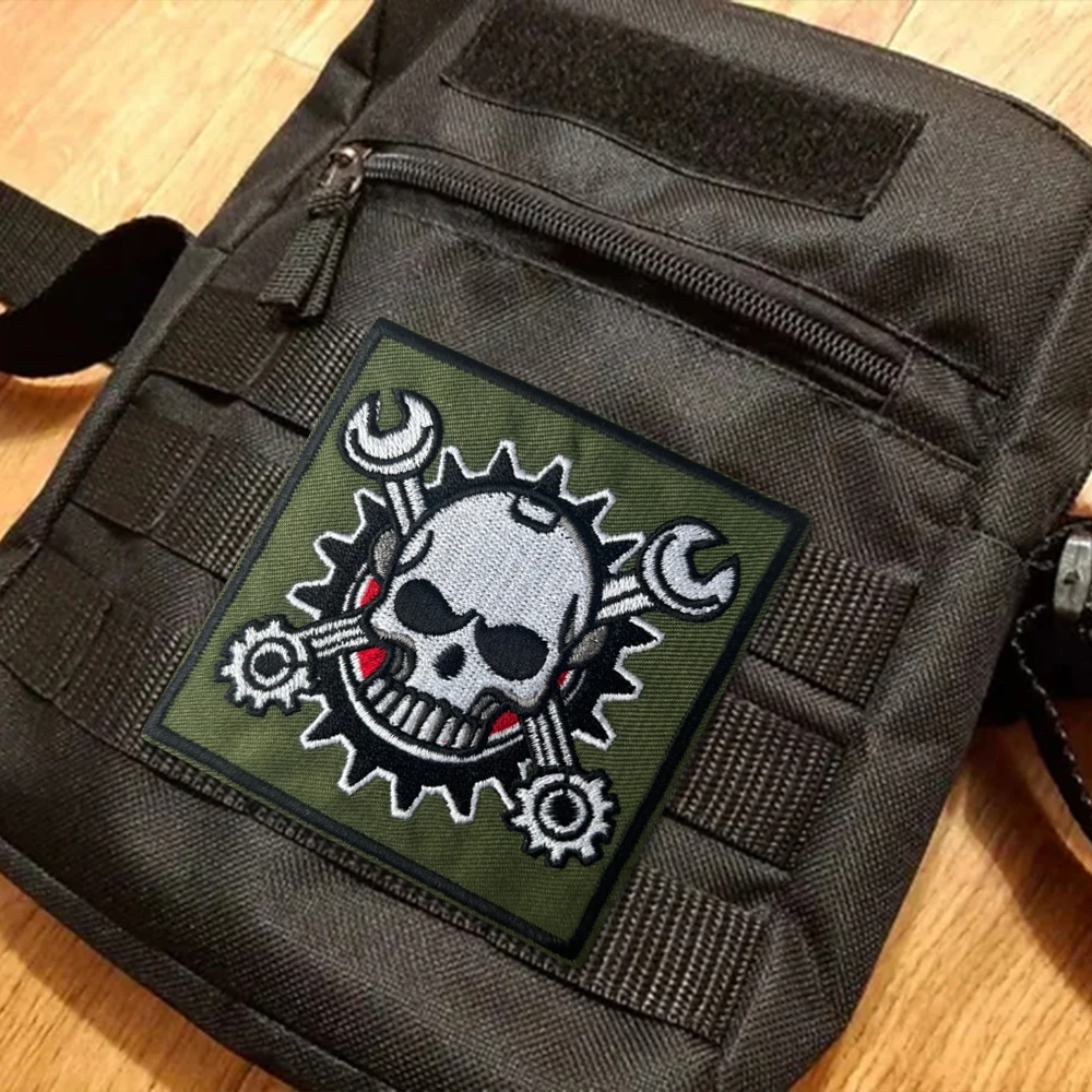 Parche táctico bordado calavera mecánica con gancho y bucle - imagen 3