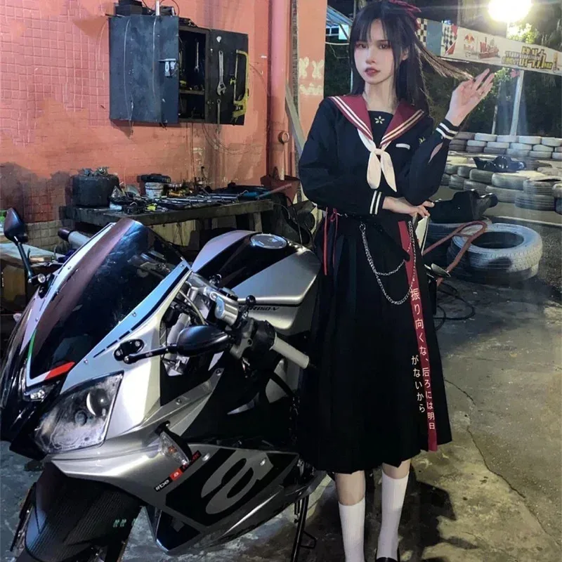 Dragon and Cherry Blossom Bad Girl Jk Uniform Embroidery Authentic Dark Black Sailor Suit Set Harujuku Goth Lolita Dress eo]5