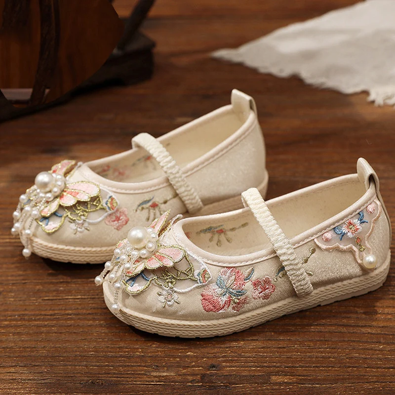 Girls Shoes Spring Autumn New Ancient Chinese Style Embroidered Butterfly Hanfu Mamian Skirt Kids Embroidered Shoes Summer
