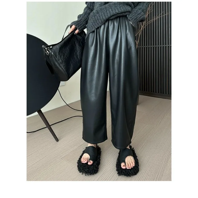 Outono e inverno estilo coreano couro do plutônio calças de perna larga para mulheres preto cintura alta solta moda nove pontos calças