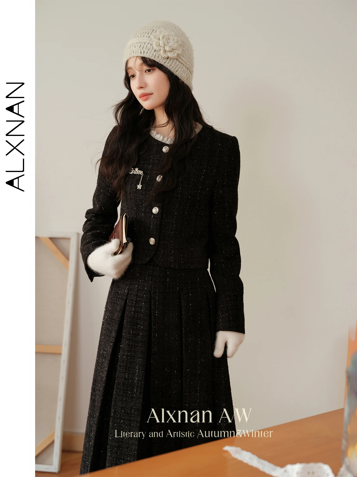 

ALXNAN Women's Tweed Jackets O-neck Long Sleeve Single Breasted Silver Brooch 2024 Autumn Winter Coats Sold Separately QYM002309