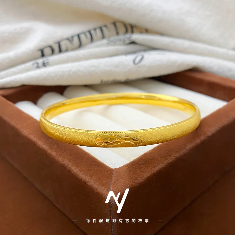 

Light Luxury Design 9999 24K Real Gold Boutique Xiangyun Frosted Bracelet for Women New Chinese Style Bracelet