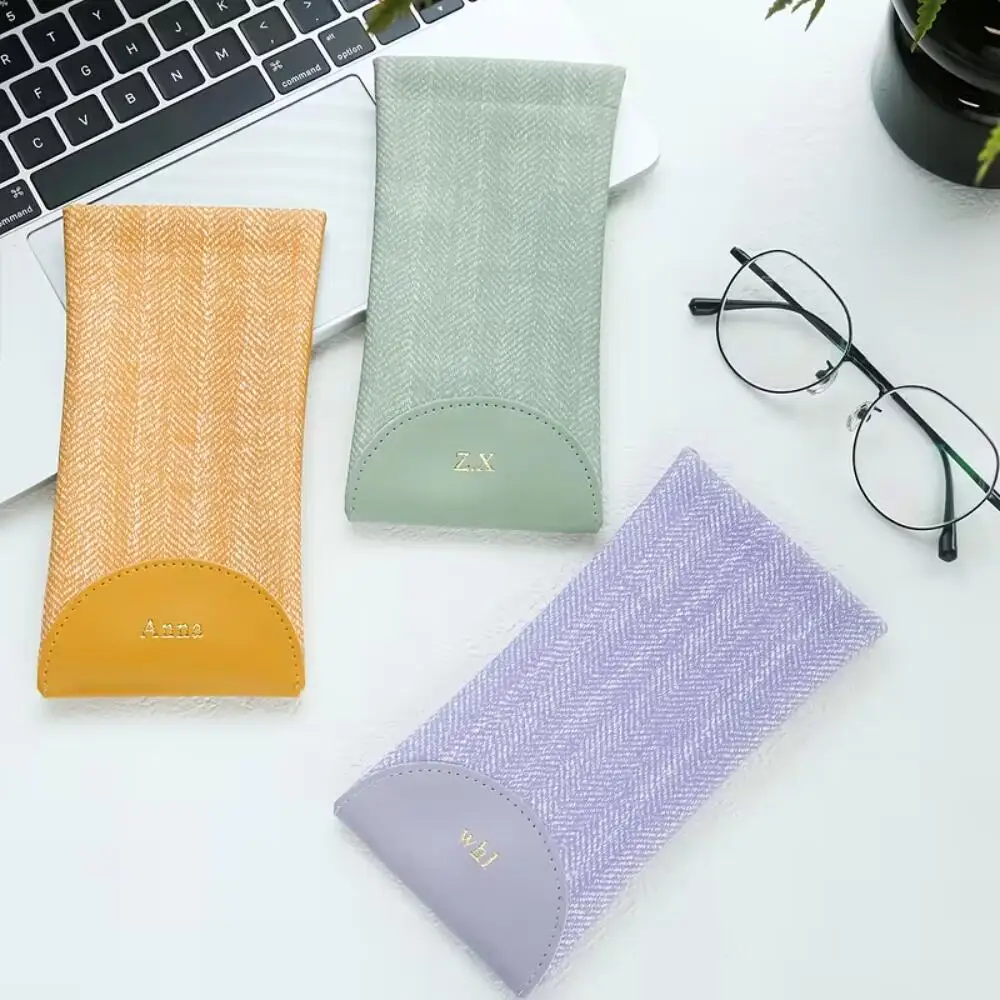 Custom Gold Embossed Name Herringbone Fabric Squeeze Eyeglasses Pouch Soft Pu Opening Portable Sunglasses Storage Case Gift