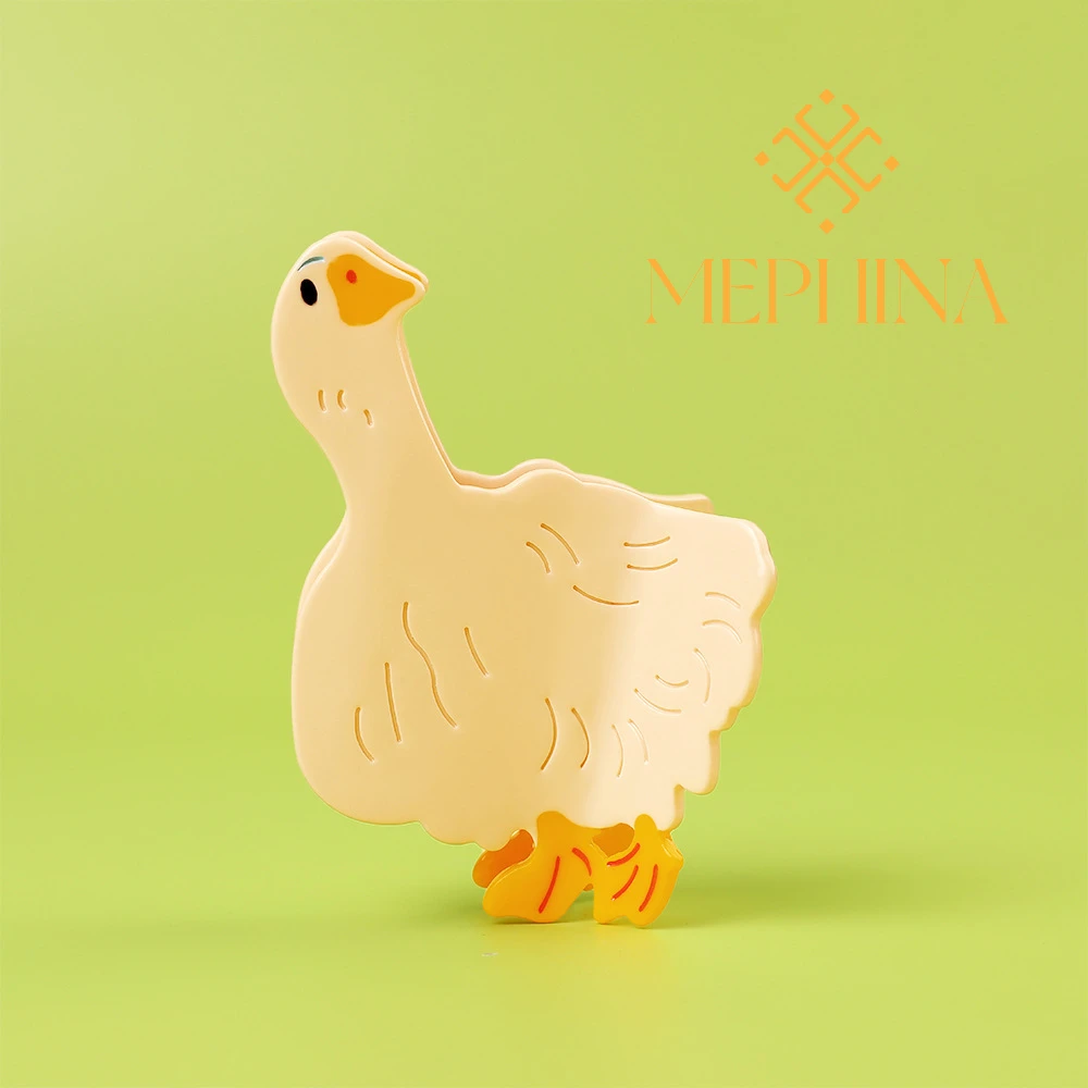 

MEPHINA Animal Series Hair Claw Clips Goose Hair Claws Furry White Goose Hair Claw Lovely Classy Hair Claw Accessories for Women