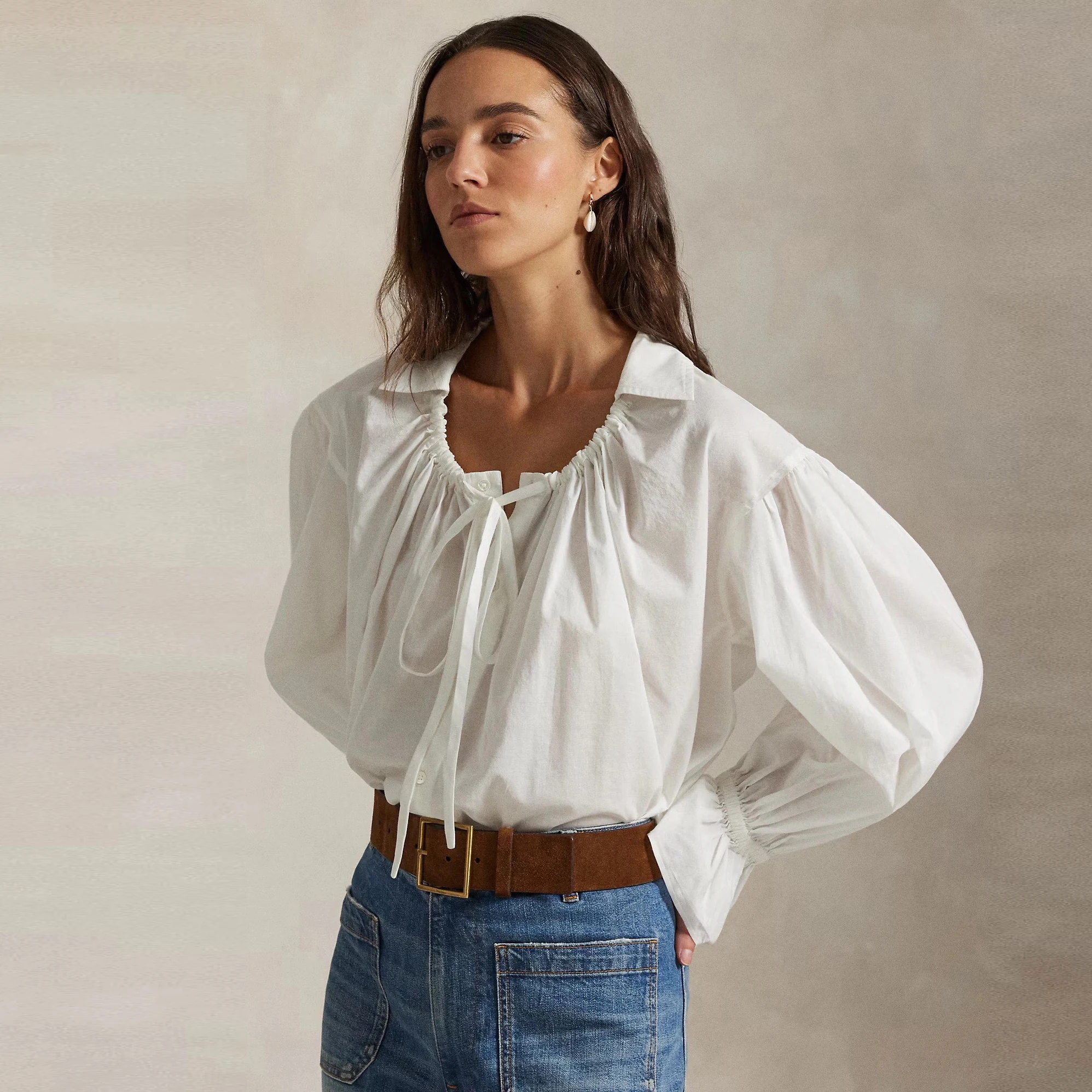 

Винтажная женская блузка с воротником-лепестком и длинными рукавами, белая, с завязками, из дышащего хлопка, удобная, весенняя