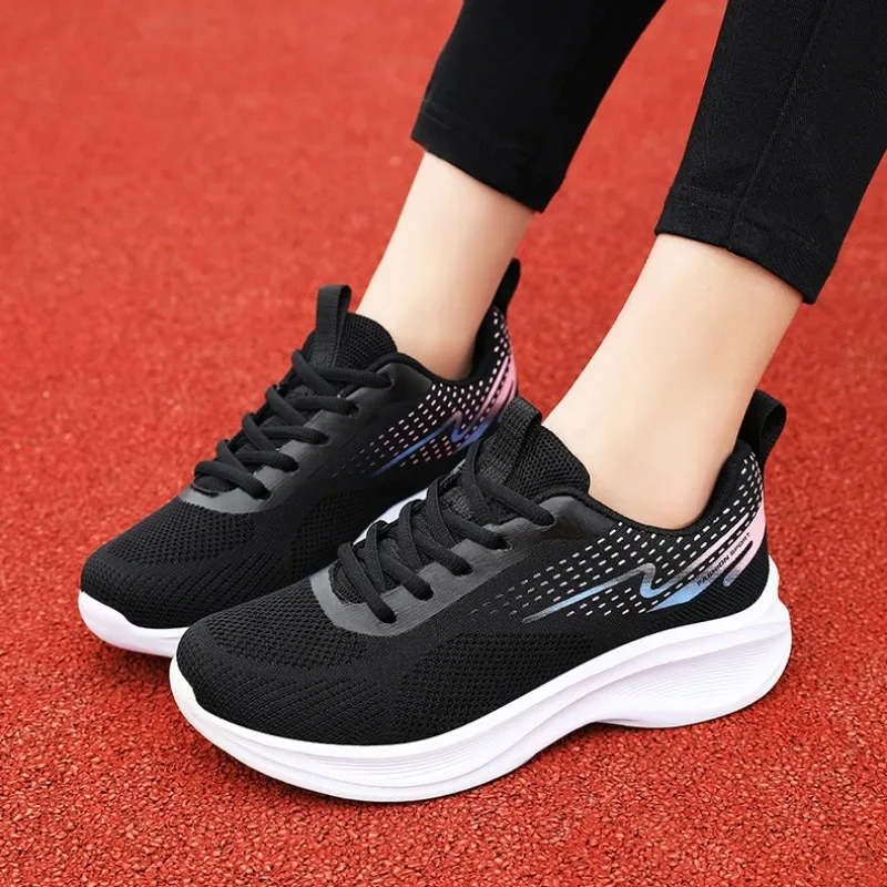 Women Mesh Flat Shoes Spring New Fashionable Soft Sole Inner Heightening Breathable Mesh Running Off White Sneakers Women