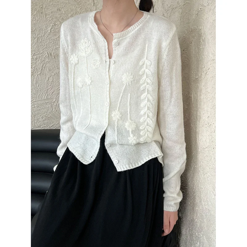 

Тяжелый вязаный крючком шерстяной свитер с вышивкой, женский осенний новый нежный темпераментный кардиган, свитера