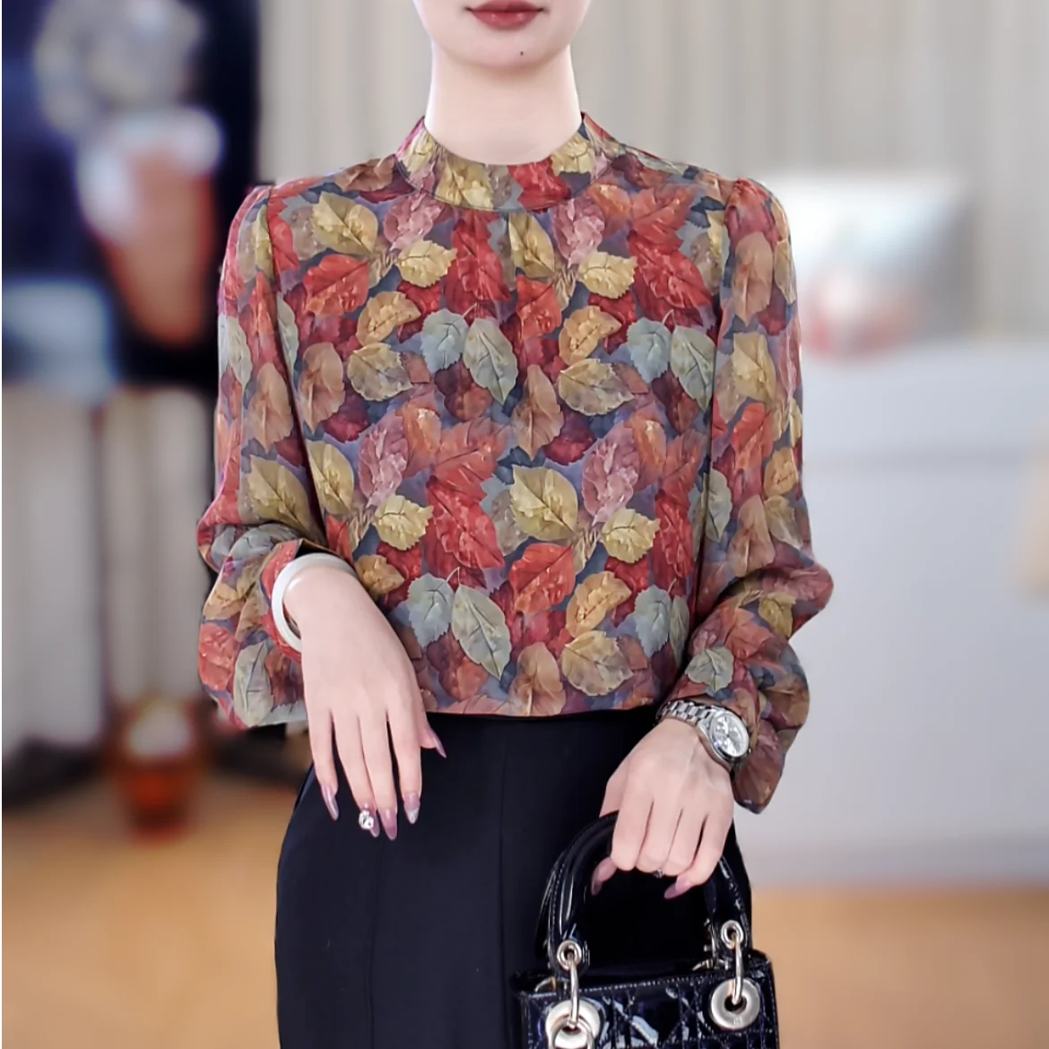 

Новая женская шифоновая блузка с цветочным принтом и воротником, эффект стройности, повседневный комфортный крой, полиэстер, весна-лето