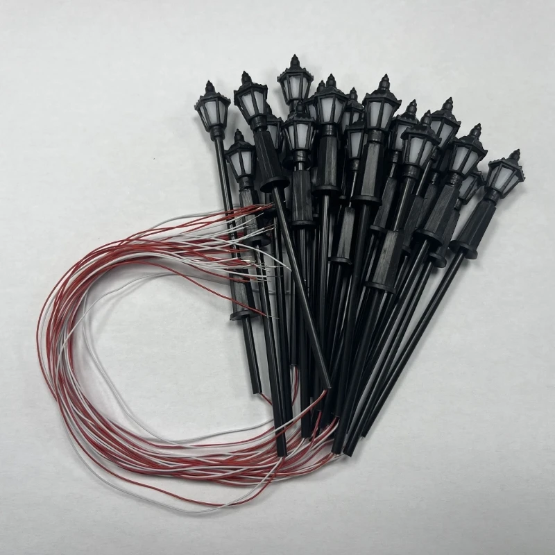 Q0KB 20pcs Layout Lamppost Model LED Lamp Railway Train Scenery Table War Game