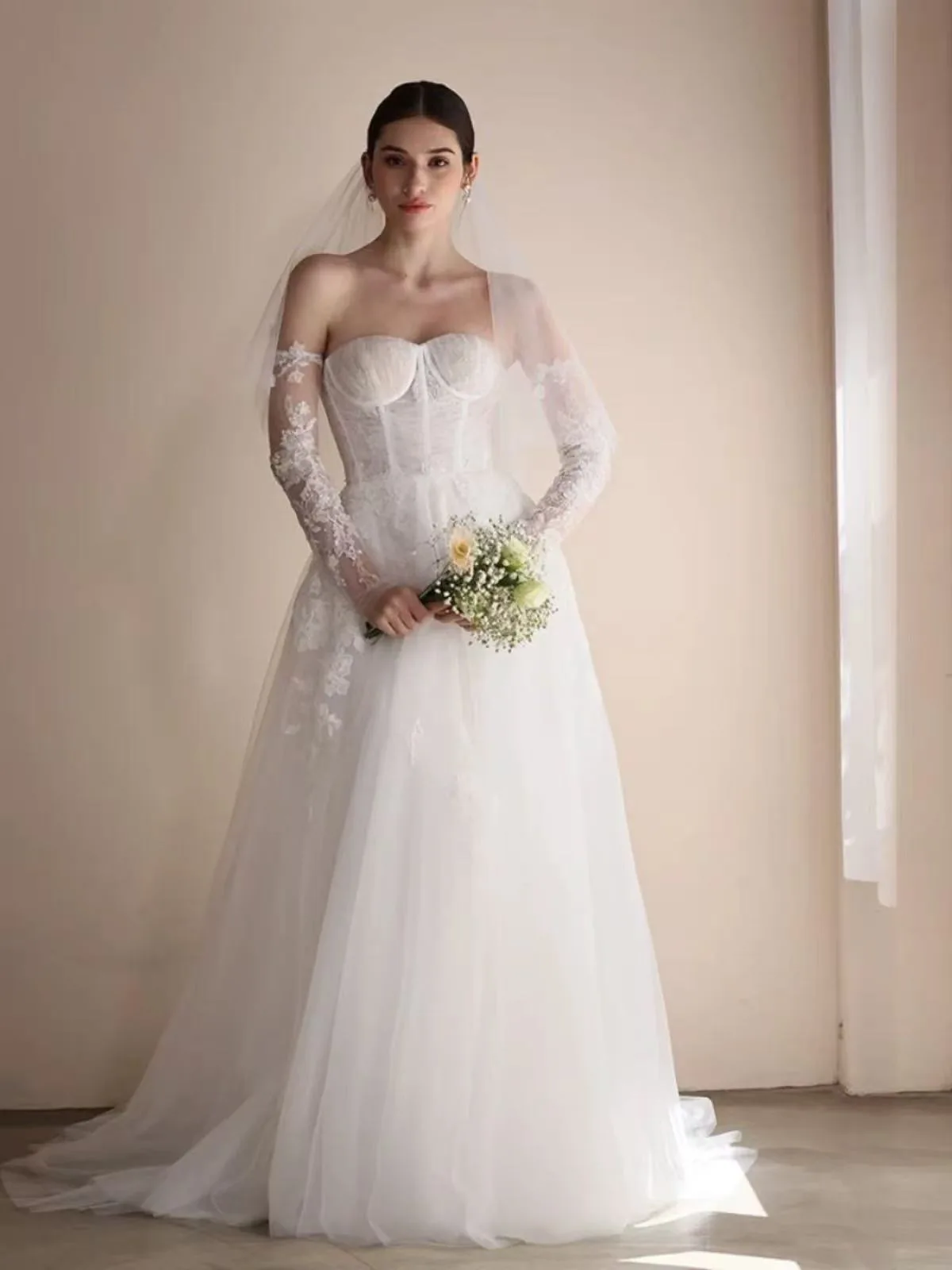 Personalizado requintado a linha de renda querida tule vestidos de casamento fora do ombro apliques graciosos mangas compridas vestido de noiva