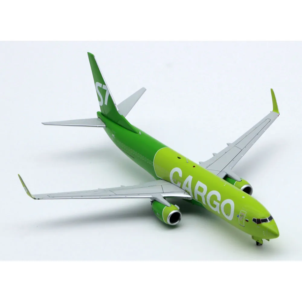 LH2302 Alloy Collectible Airplane Gift JC Wings 1:200 S7 Cargo Boeing B737-800(BCF) Diecast Aircraft Jet Model VP-BEN With Stand